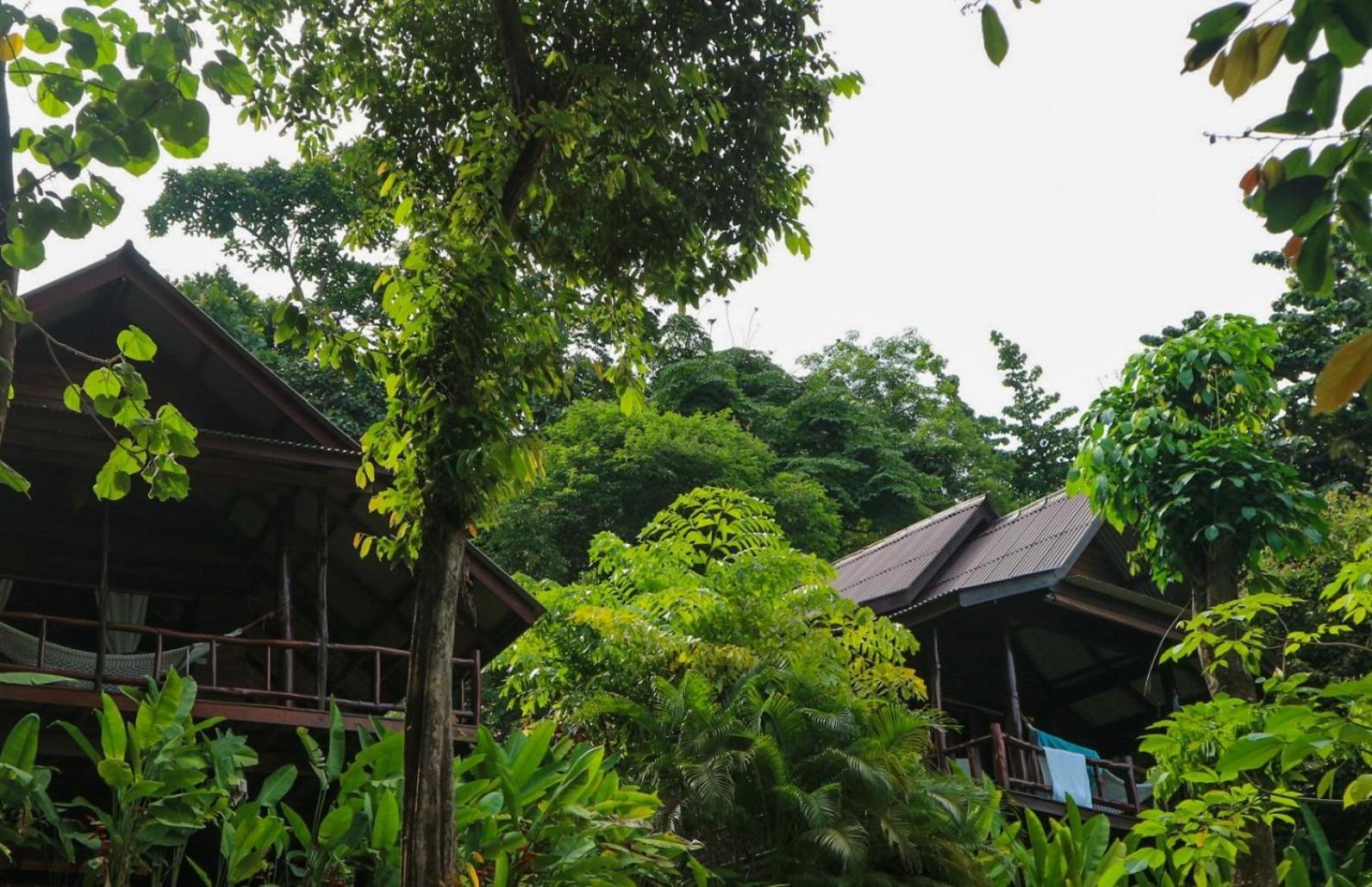 Hillhouse - Koh Yao Noi Bed & Breakfast Bagian luar foto