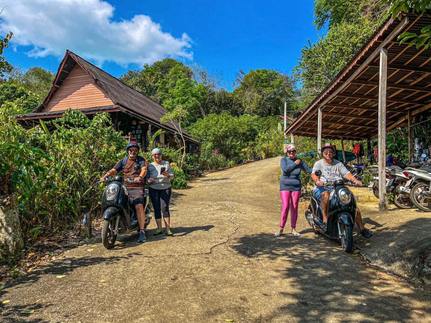 Hillhouse - Koh Yao Noi Bed & Breakfast Bagian luar foto