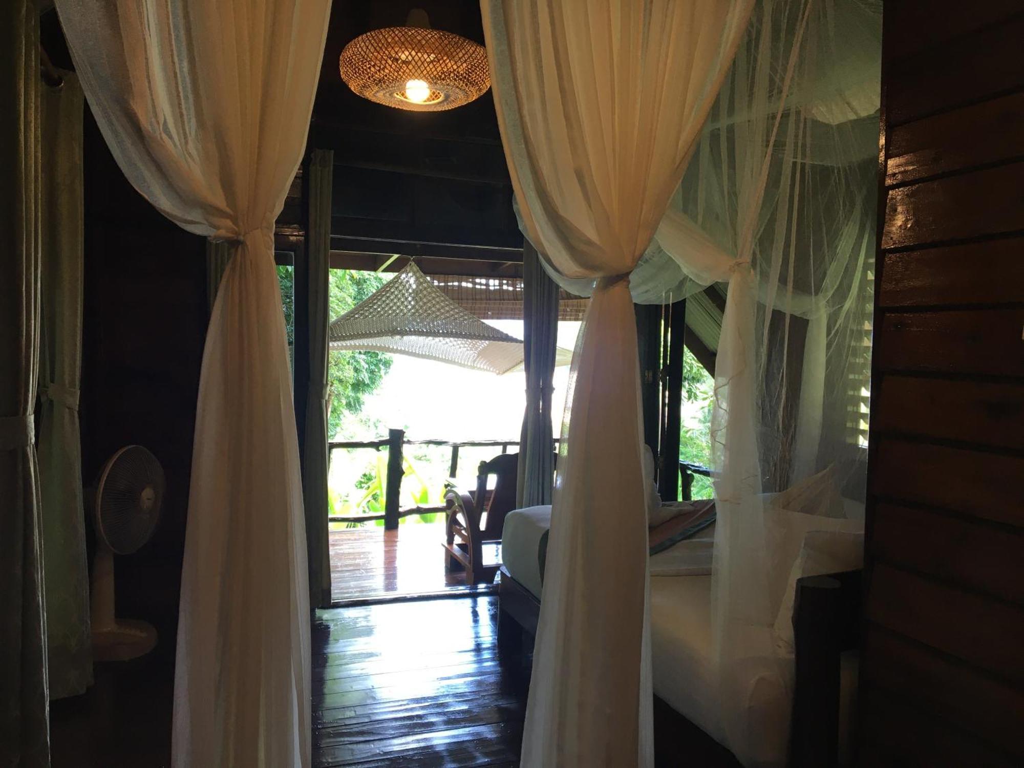 Hillhouse - Koh Yao Noi Bed & Breakfast Bagian luar foto
