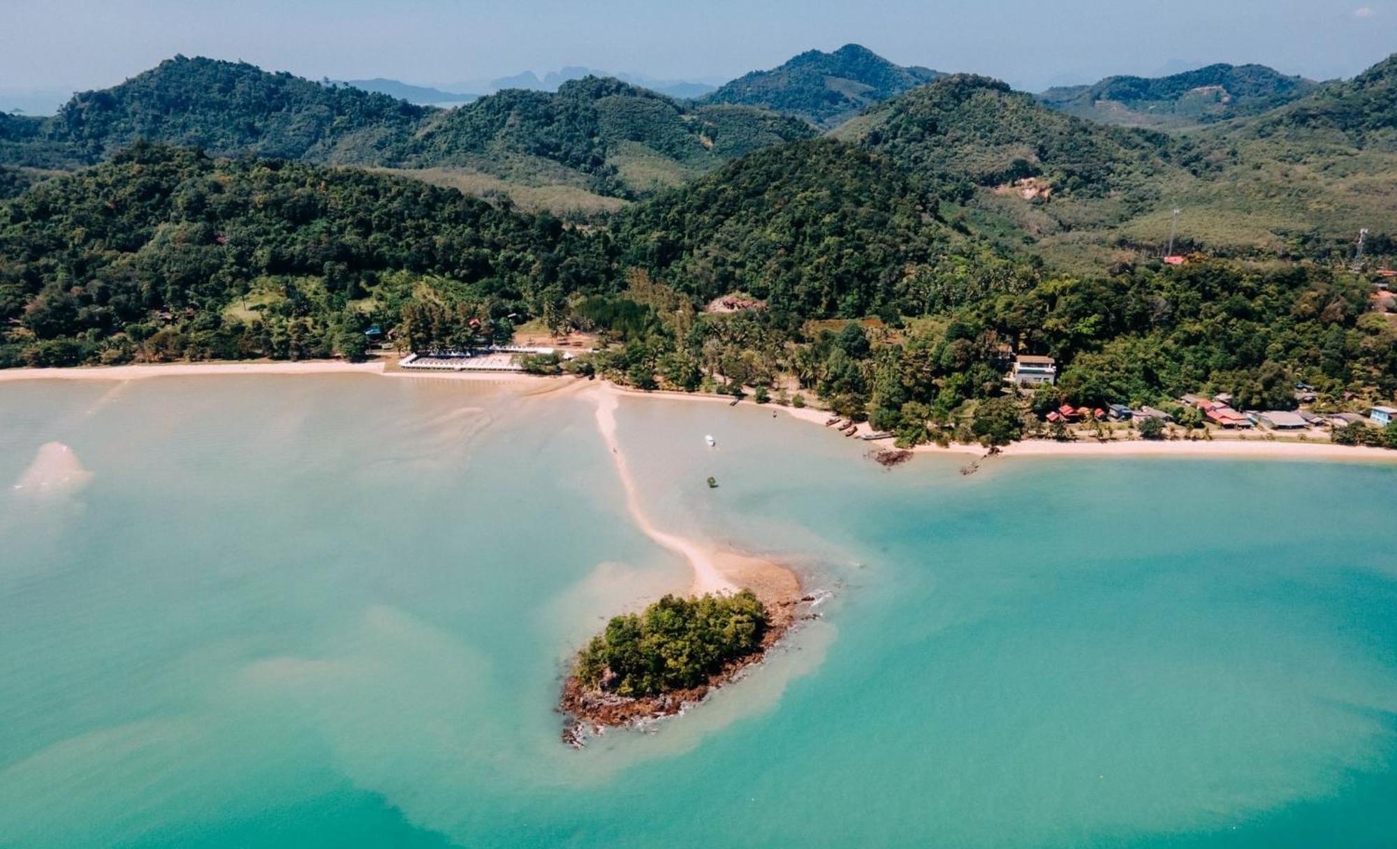 Hillhouse - Koh Yao Noi Bed & Breakfast Bagian luar foto