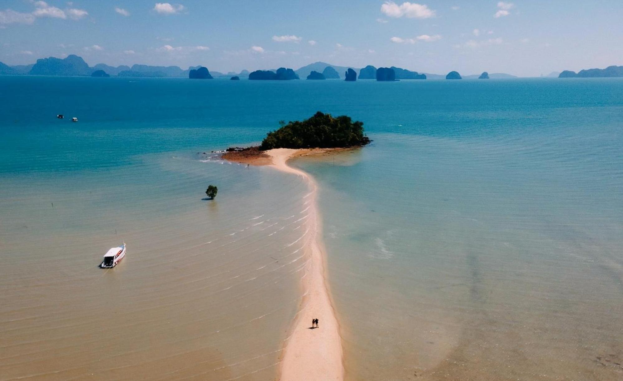 Hillhouse - Koh Yao Noi Bed & Breakfast Bagian luar foto