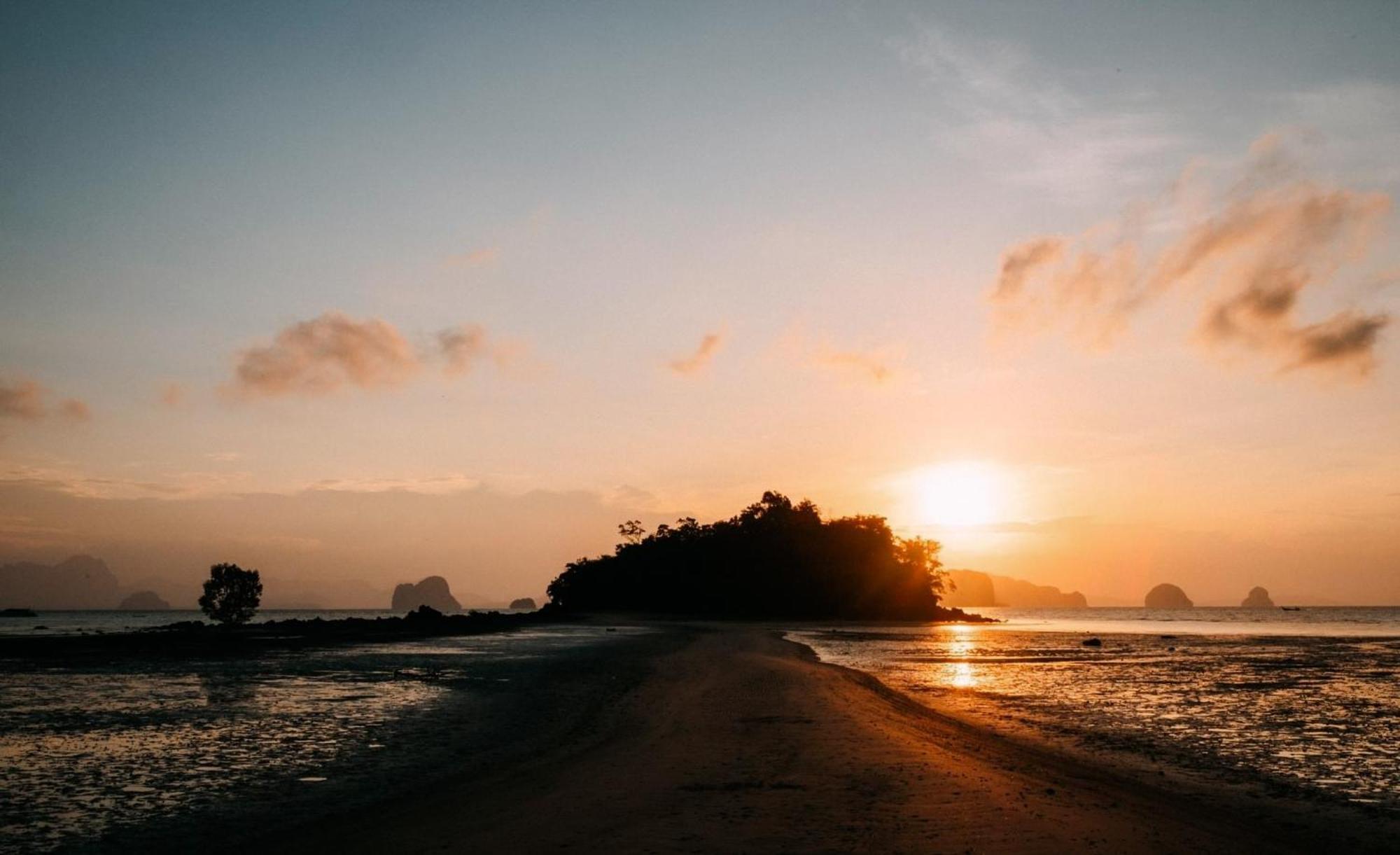 Hillhouse - Koh Yao Noi Bed & Breakfast Bagian luar foto