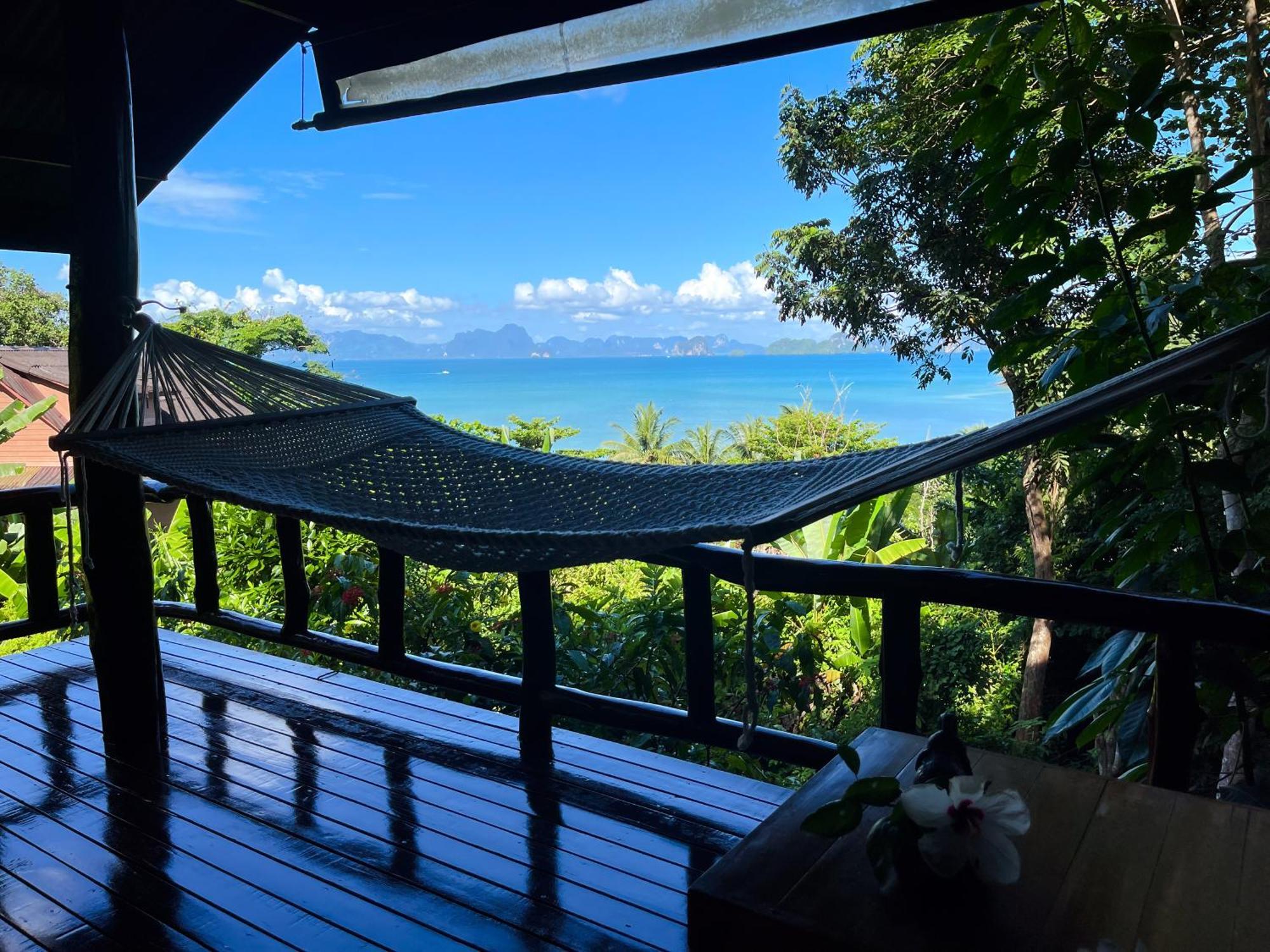 Hillhouse - Koh Yao Noi Bed & Breakfast Bagian luar foto
