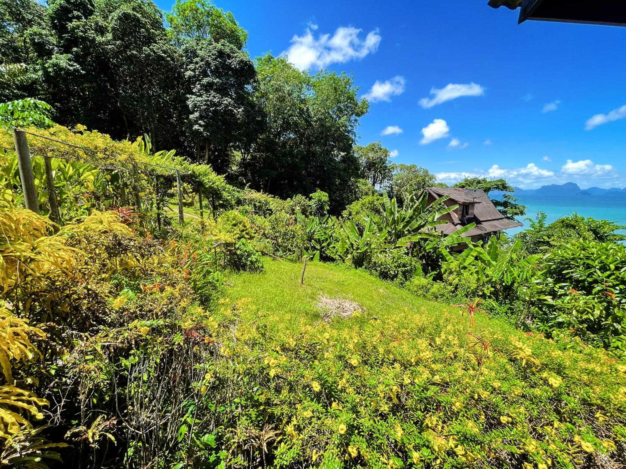 Hillhouse - Koh Yao Noi Bed & Breakfast Bagian luar foto